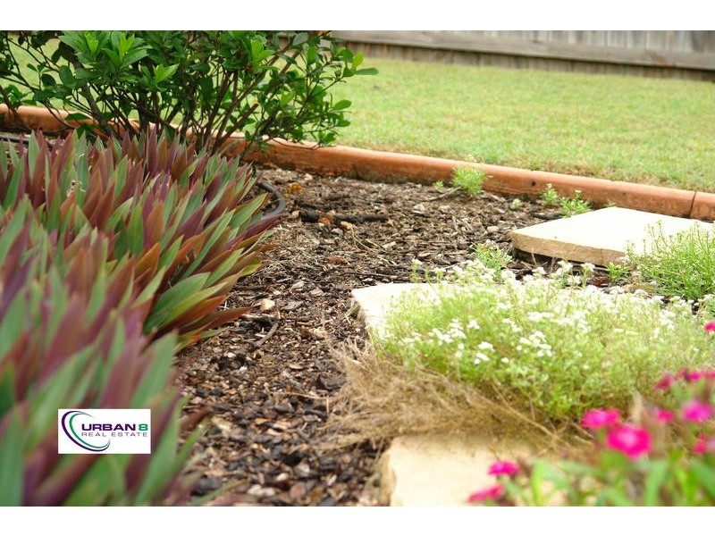 66 Gibson Cres, Bellbowrie QLD 4070